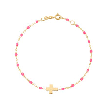 Gigi Clozeau - Child Cross Charm Classic Gigi Pink bracelet, Yellow Gold, 5.9"